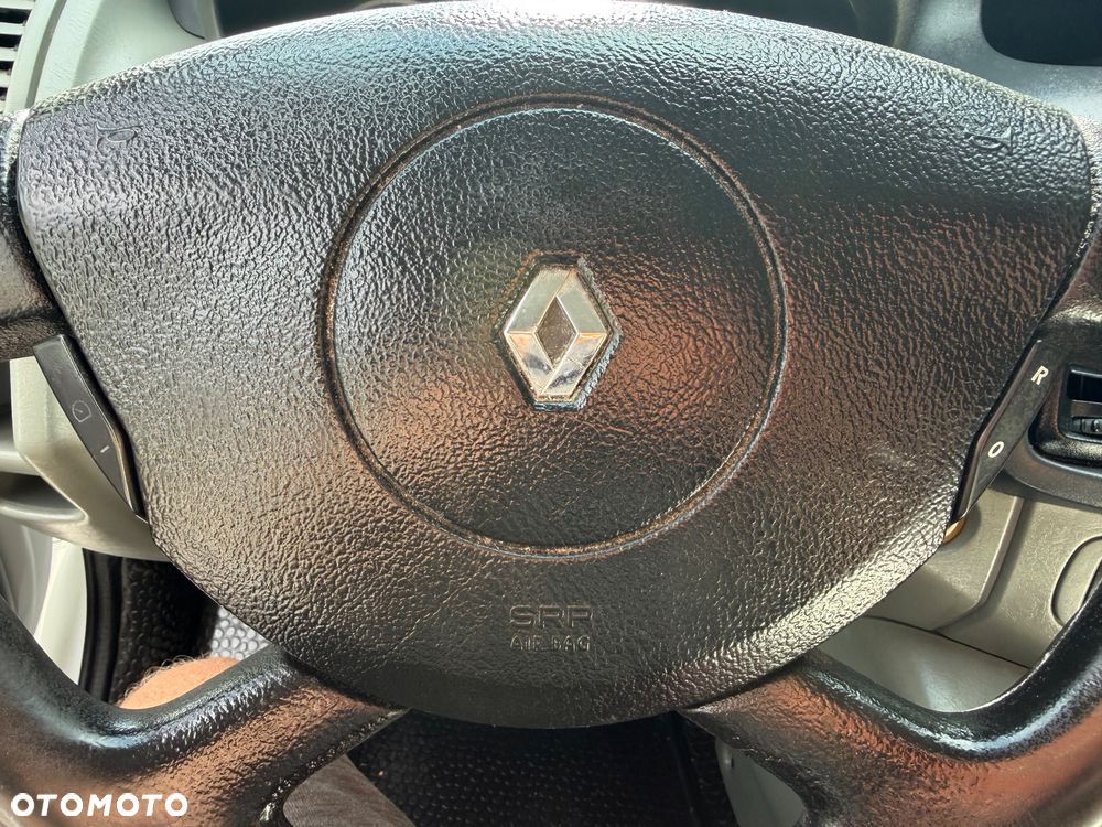 Renault TRAFIC - 18