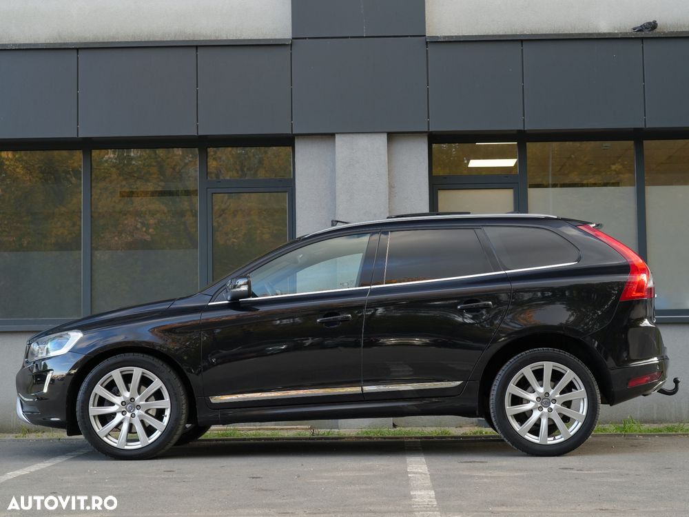 Volvo XC 60 D5 AWD Geartronic Summum - 26