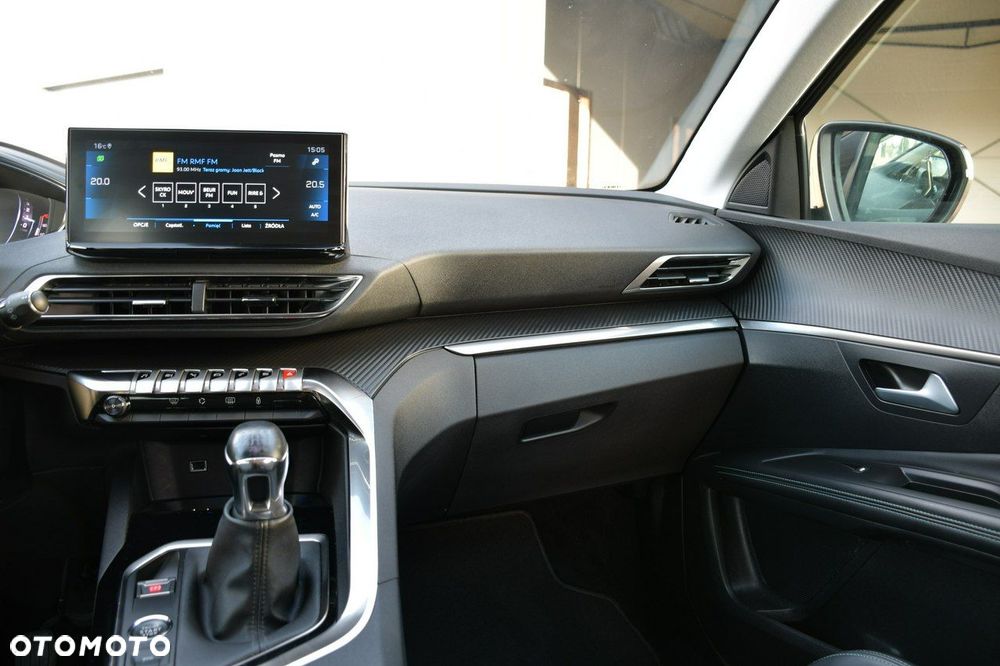Peugeot 3008 1.2 PureTech Allure Pack S&S - 20