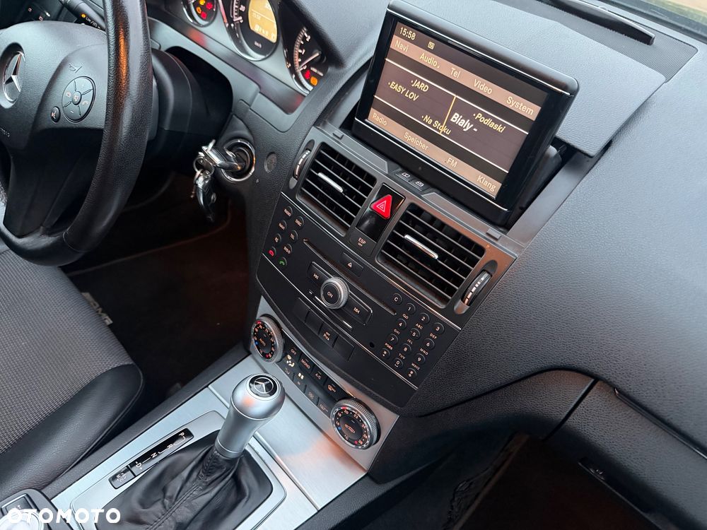 Mercedes-Benz Klasa C 180 Kompressor Automatik Avantgarde - 26