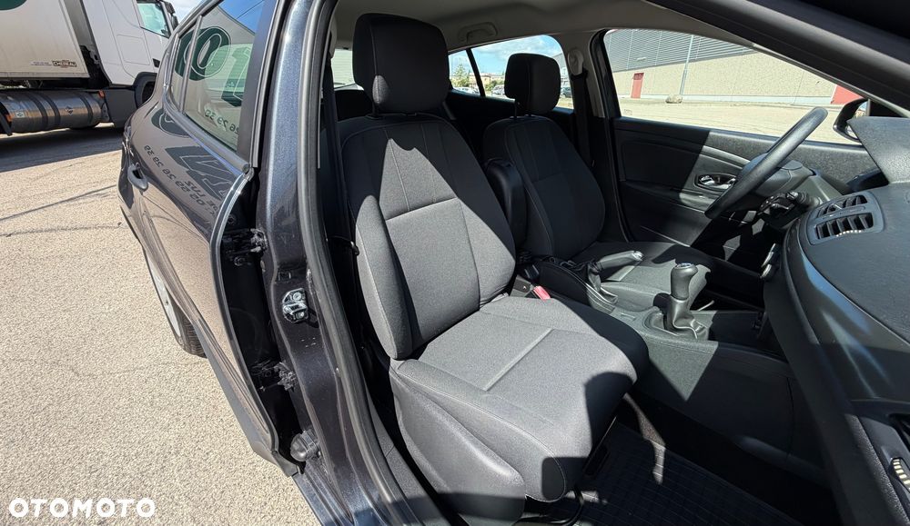 Renault Megane 1.6 16V 100 Authentique - 17