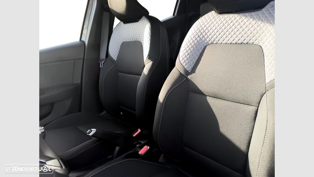 Renault Clio 1.0 TCe Evolution Bi-Fuel - 12