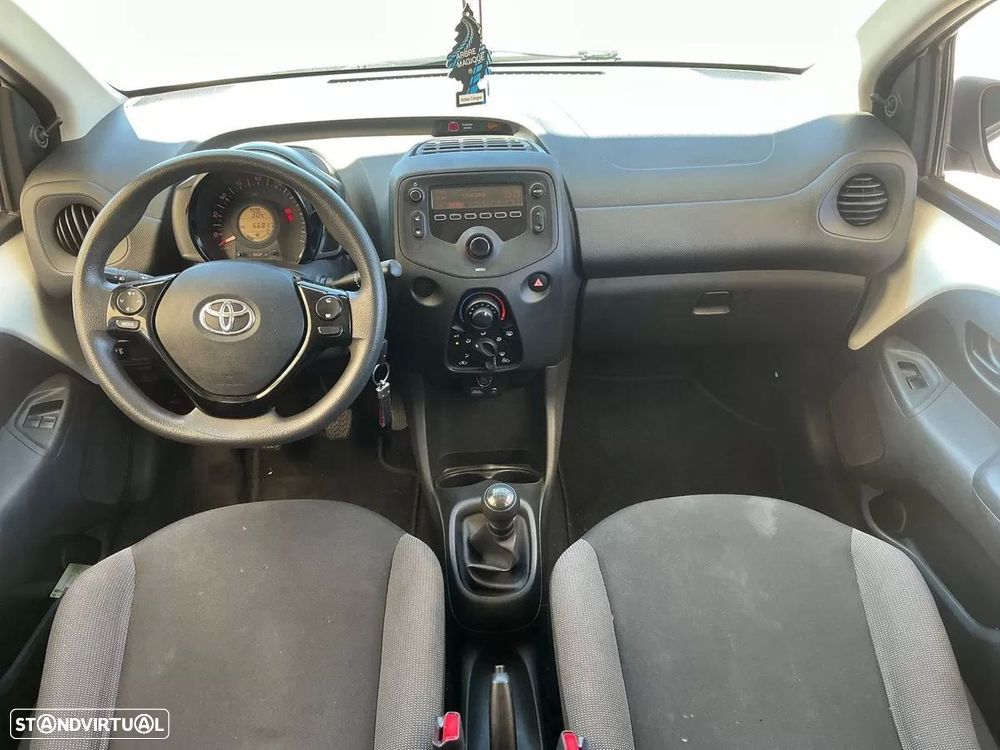 Toyota Aygo 1.0 - 2