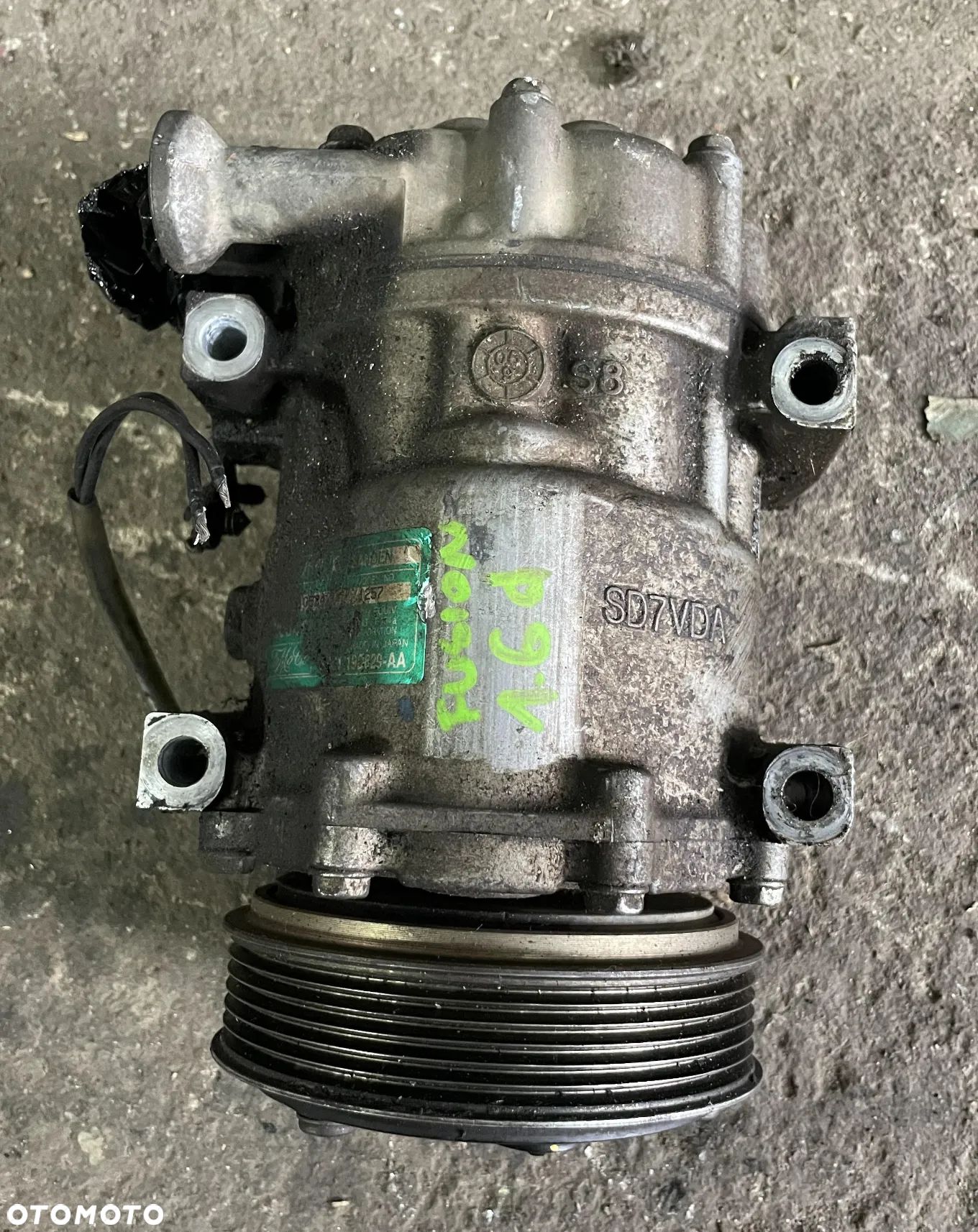 Sprężarka klimatyzacji Ford Fusion 1.6 diesel OE 5S61-19D629-AA - 1