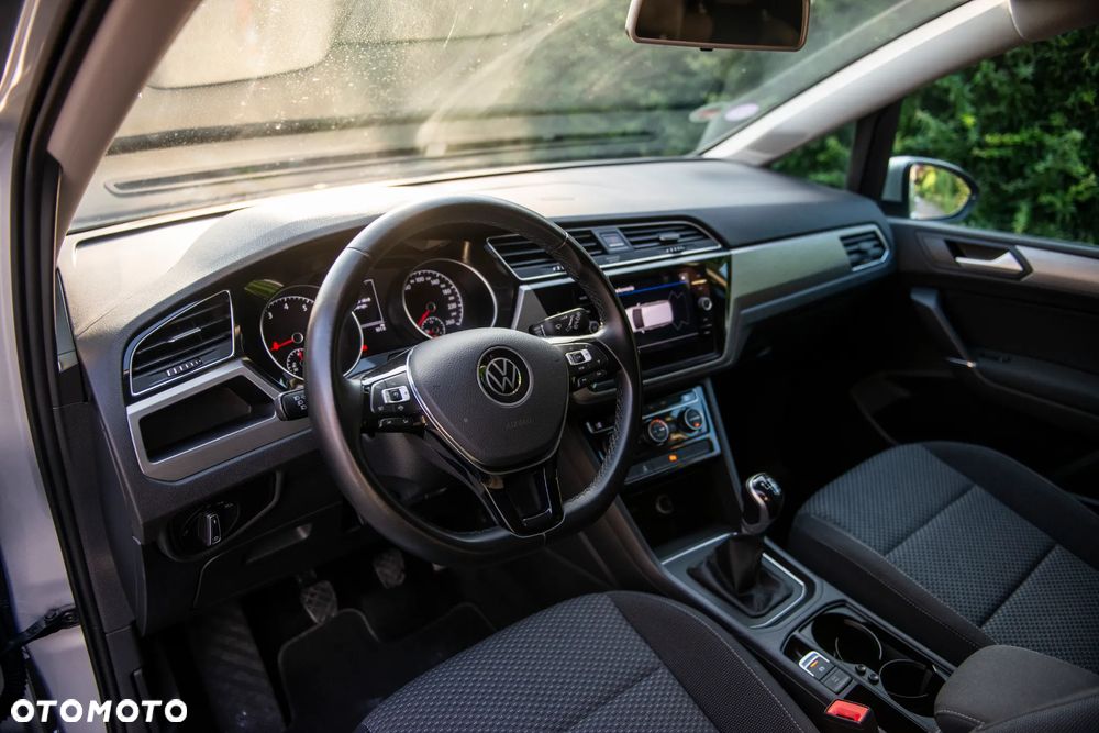 Volkswagen Touran 1.5 TSI ACT OPF Comfortline - 20