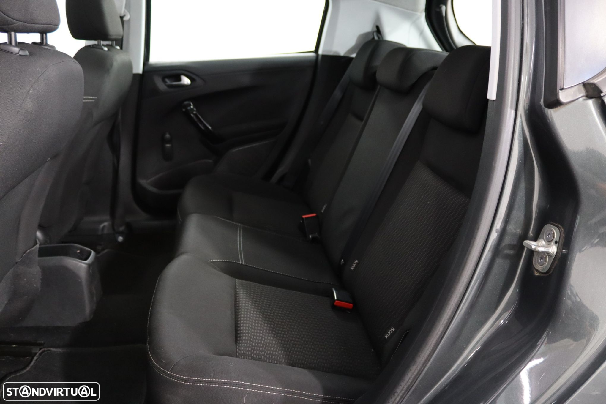 Peugeot 208 1.2 PureTech Allure - 12