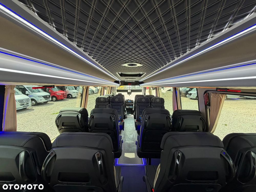 Mercedes-Benz Sprinter 519 - 27