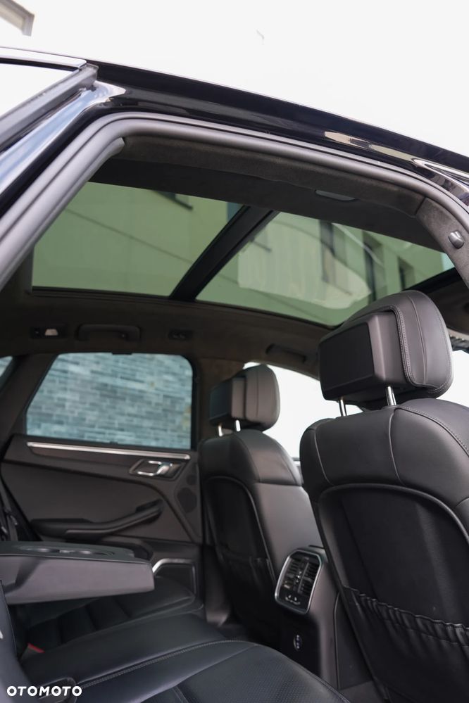 Porsche Macan GTS PDK - 4