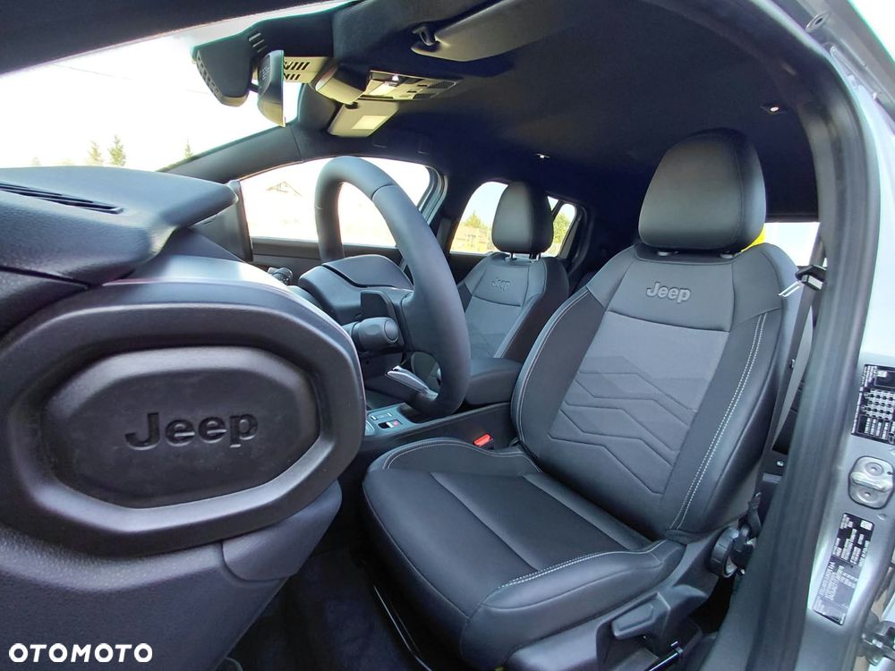 Jeep Avenger 1.2 T3 mHEV Summit eDCT6 - 15