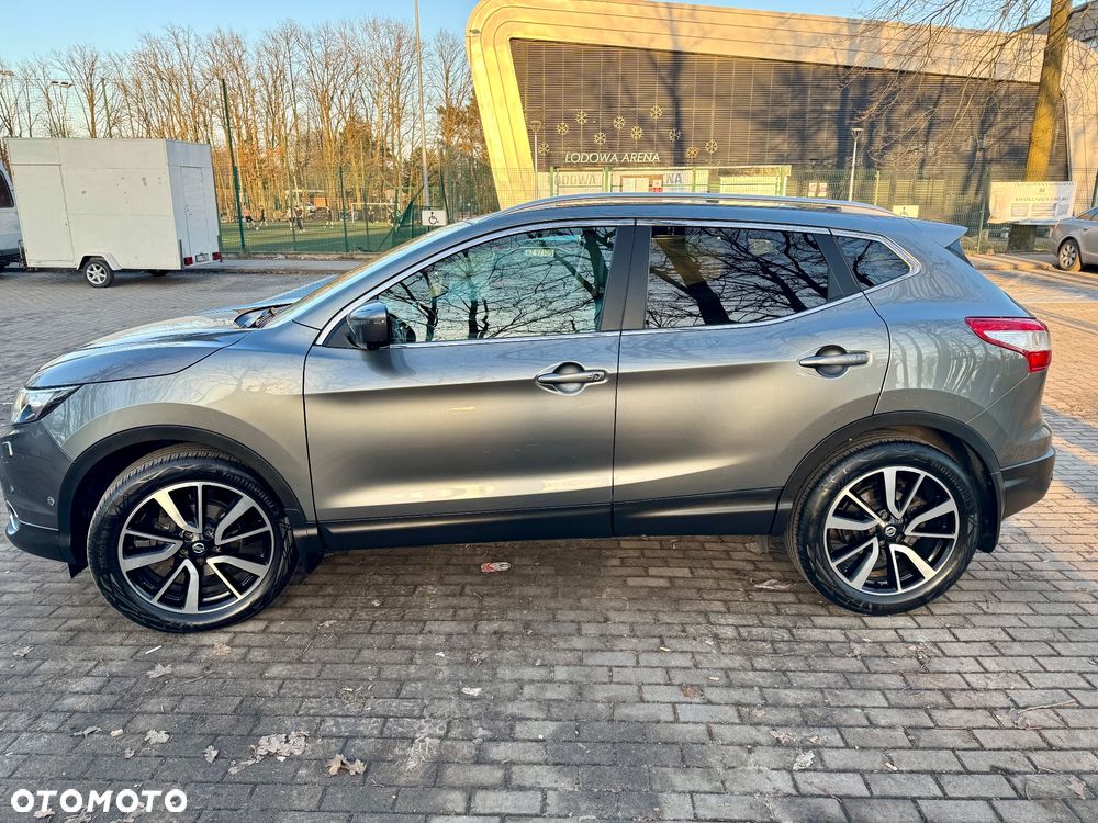 Nissan Qashqai 1.6 dCi Xtronic TEKNA+ - 3