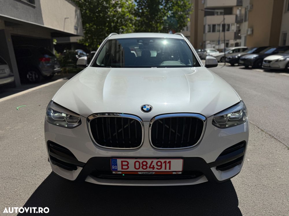 BMW X3 xDrive20i AT Advantage - 2