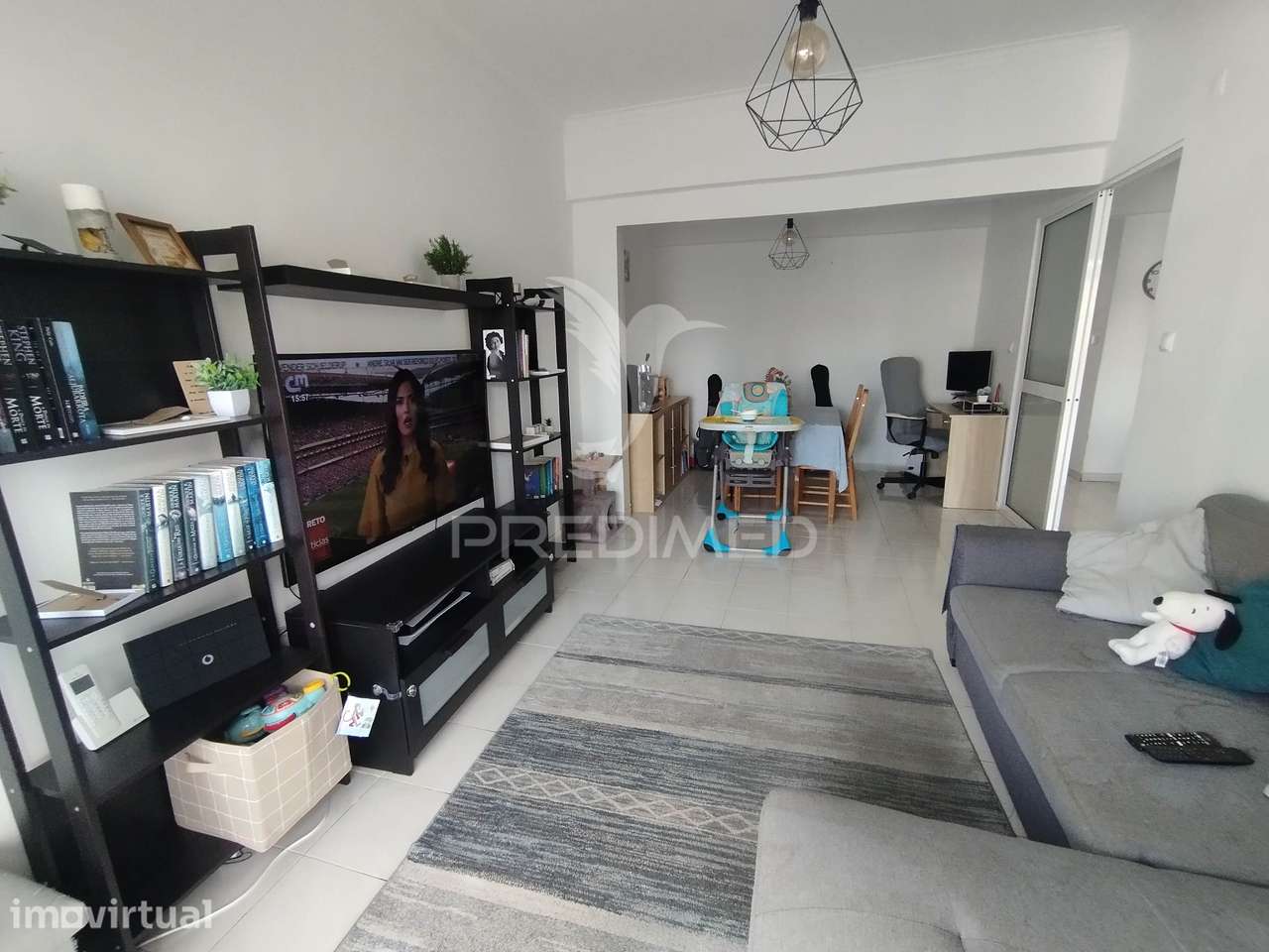 T2 Com Potencial de T3 | Muita Luz Natural | Remodelado | Excelente... - Grande imagem: 2/15