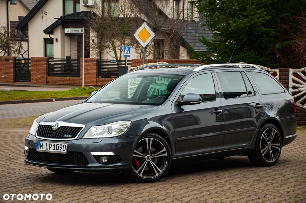 Skoda Octavia 2.0 TDI DPF RS - 10