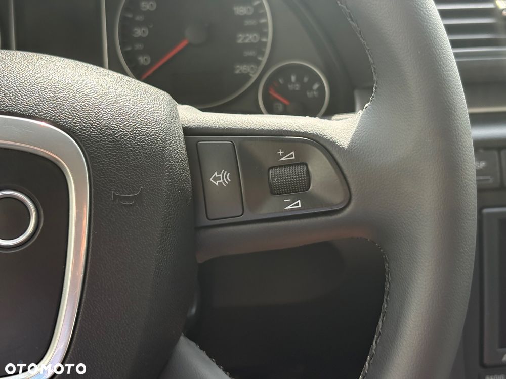 Audi A4 Avant 1.8 T - 16