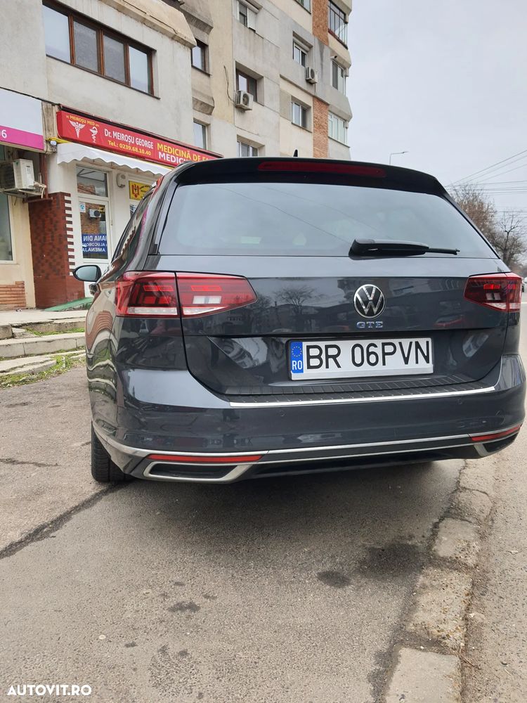 Volkswagen Passat - 9