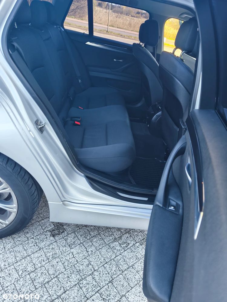 BMW Seria 5 520d - 17