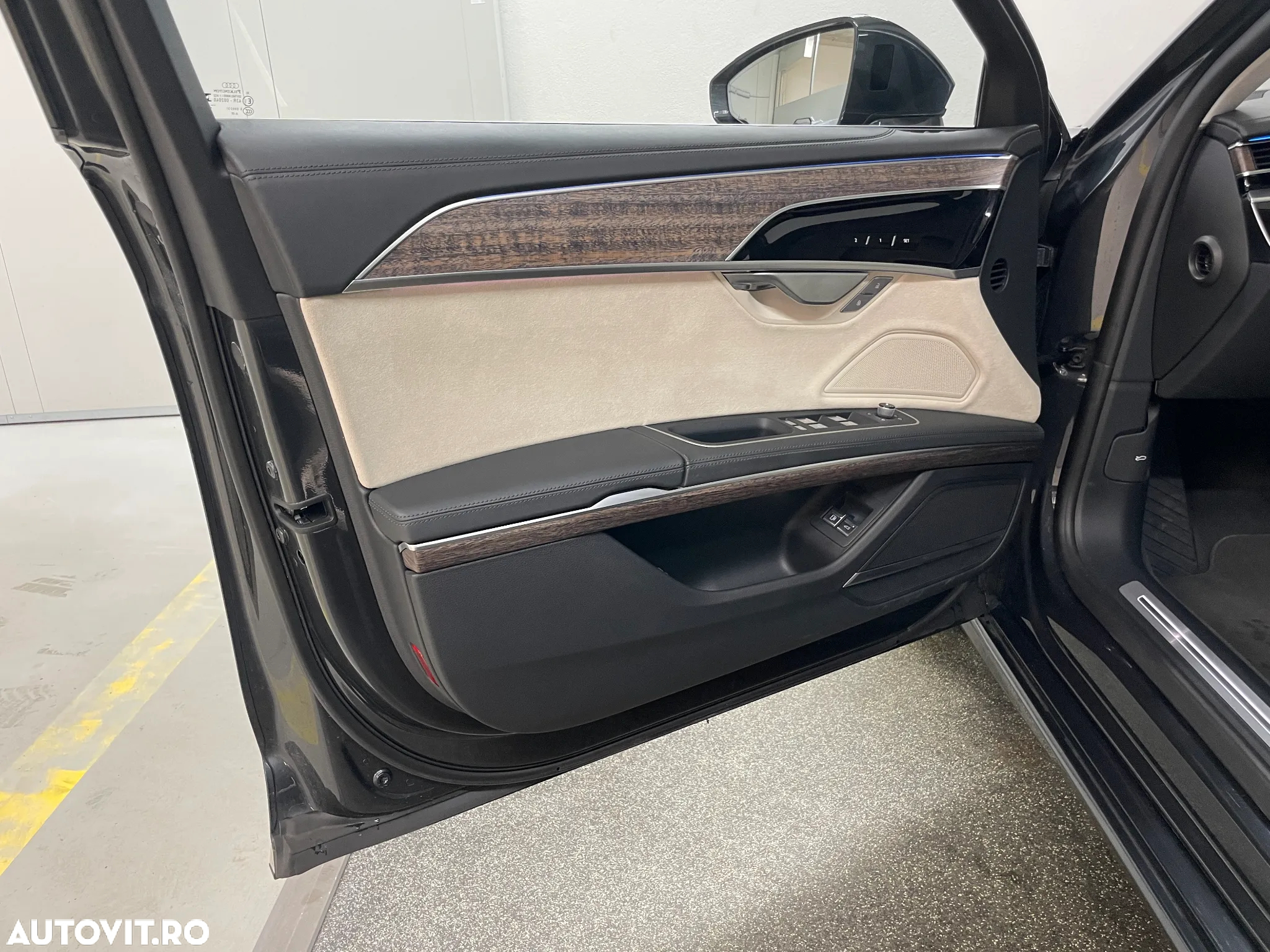 Audi A8 A8L 60 TFSI e quattro Tiptronic PHEV - 11