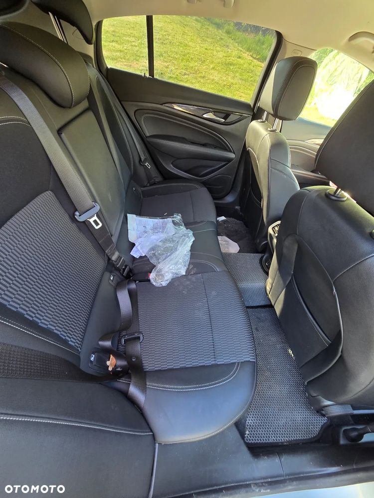 Opel Insignia 2.0 CDTI Exclusive S&S - 10
