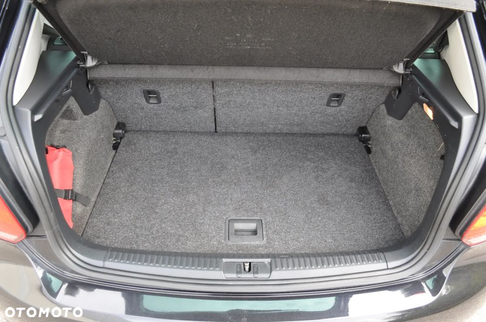 Volkswagen Polo - 35