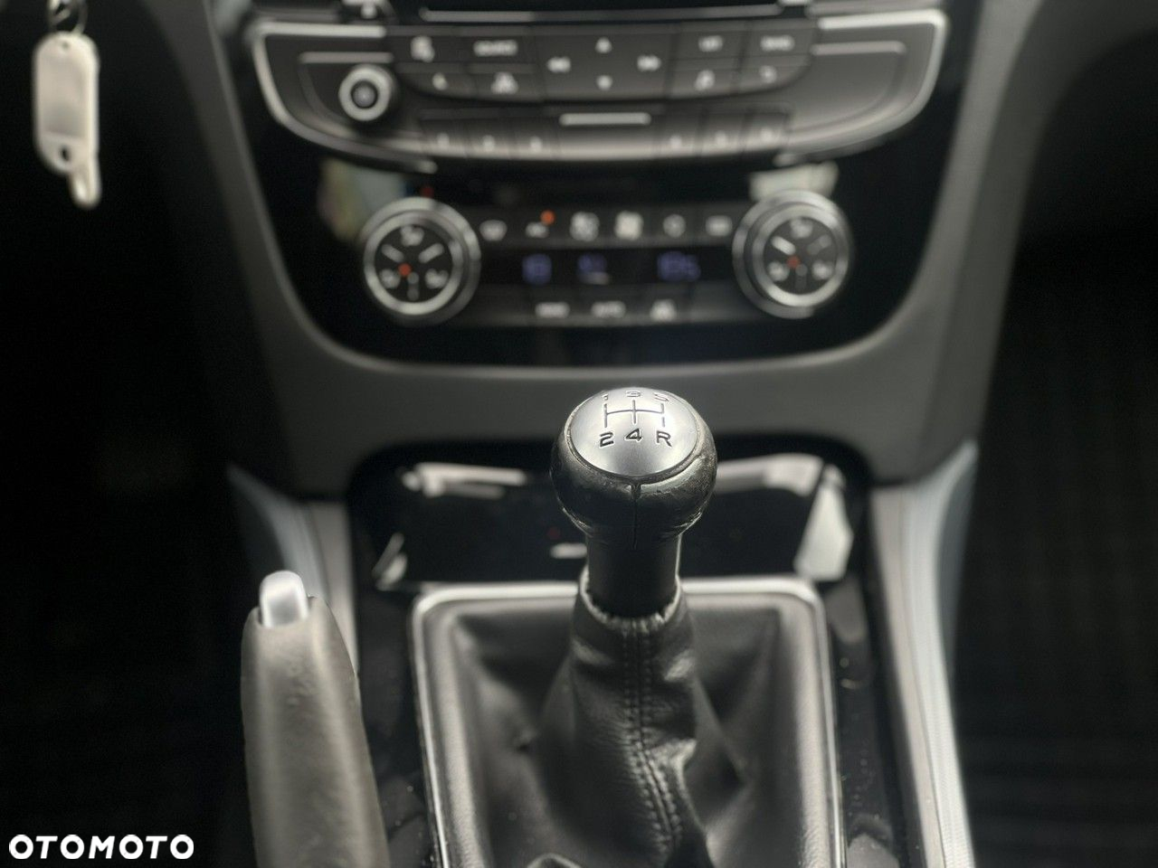Peugeot 508 SW HDi FAP 115 Access - 17