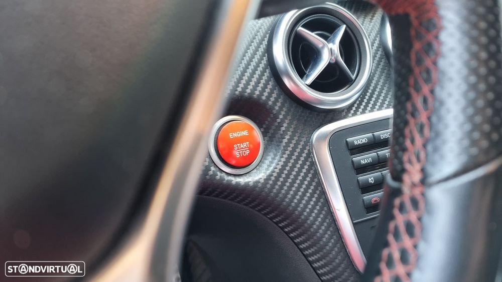 Mercedes-Benz A 180 d AMG Line - 19