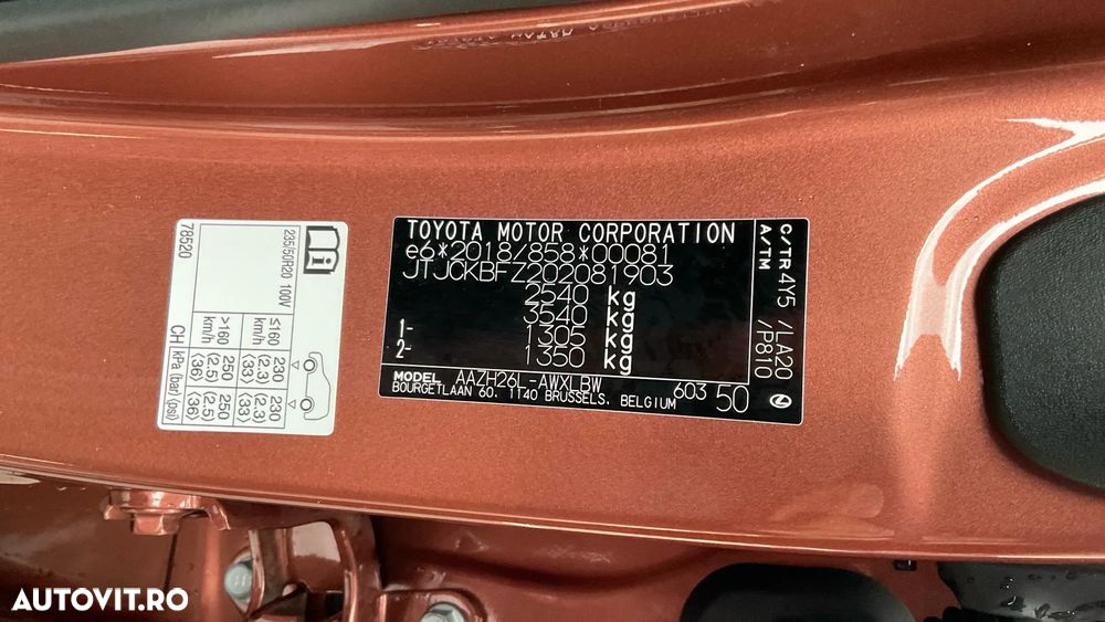 Lexus Seria NX 450h+ AWD CVT PHEV Luxury - 33