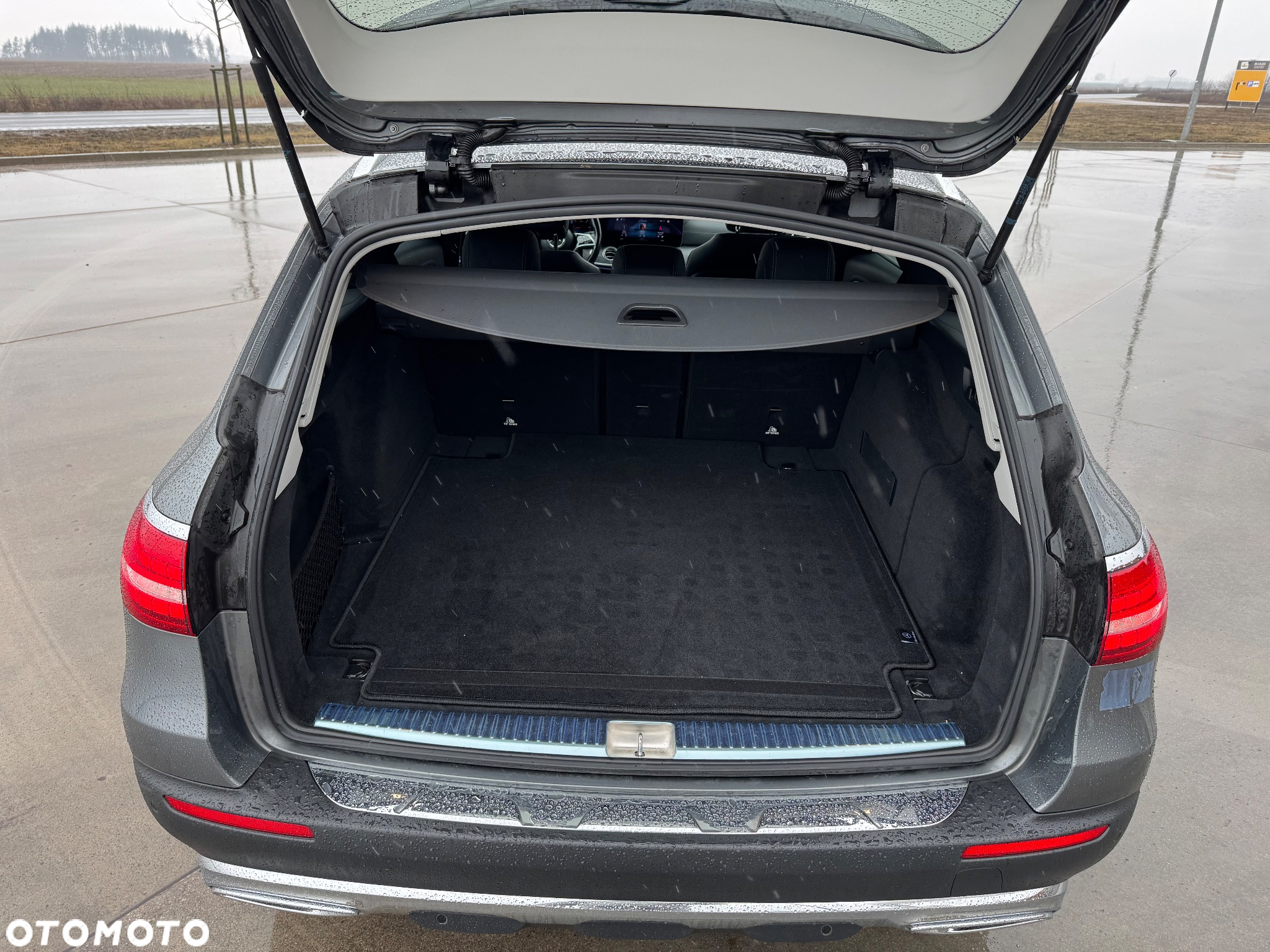 Mercedes-Benz Klasa E 220 d 4Matic T All-Terrain 9G-TRONIC Avantgarde - 4