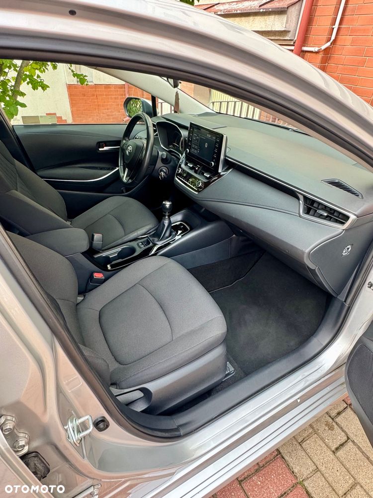 Toyota Corolla 1.6 Comfort - 9