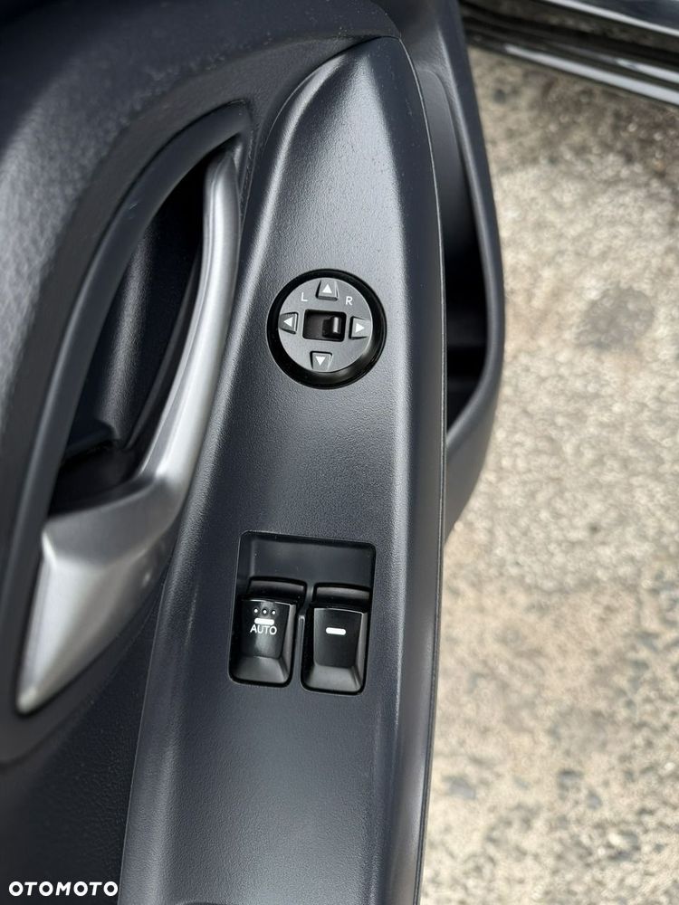 Kia Rio - 11