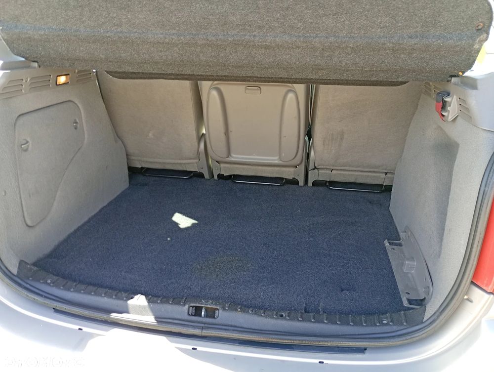 Citroën Xsara Picasso 1.8i Exclusive - 9