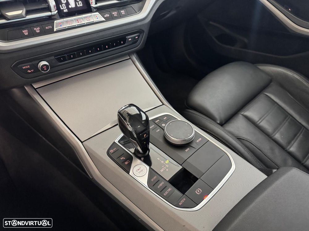 BMW 330 e Pack M Auto - 24