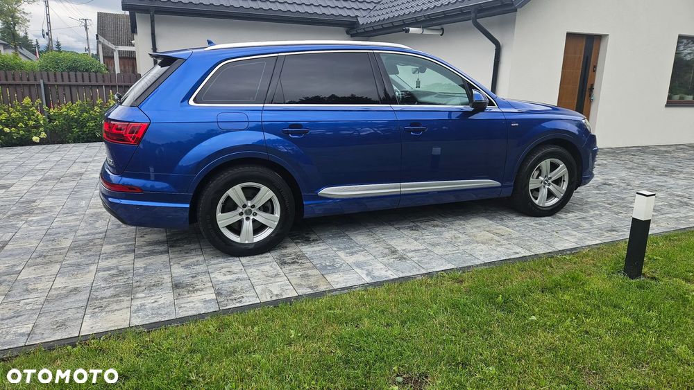 Audi Q7 - 11