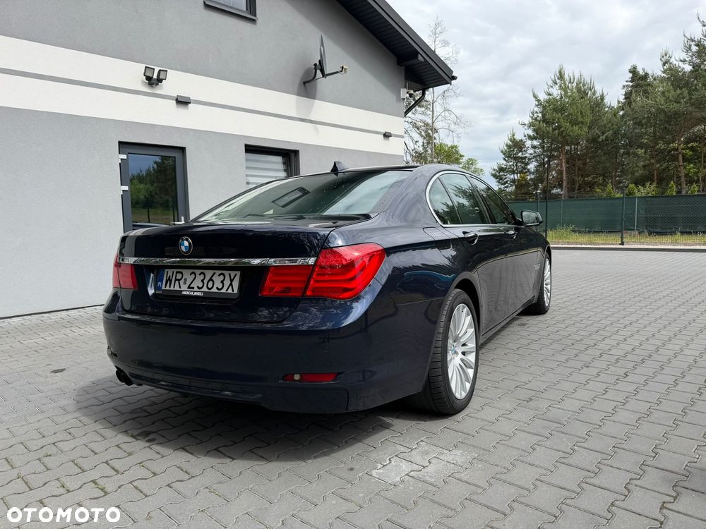 BMW Seria 7 730d - 4