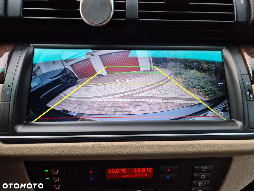 BMW X5 4.4i - 22