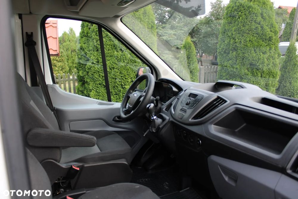Ford Transit - 27