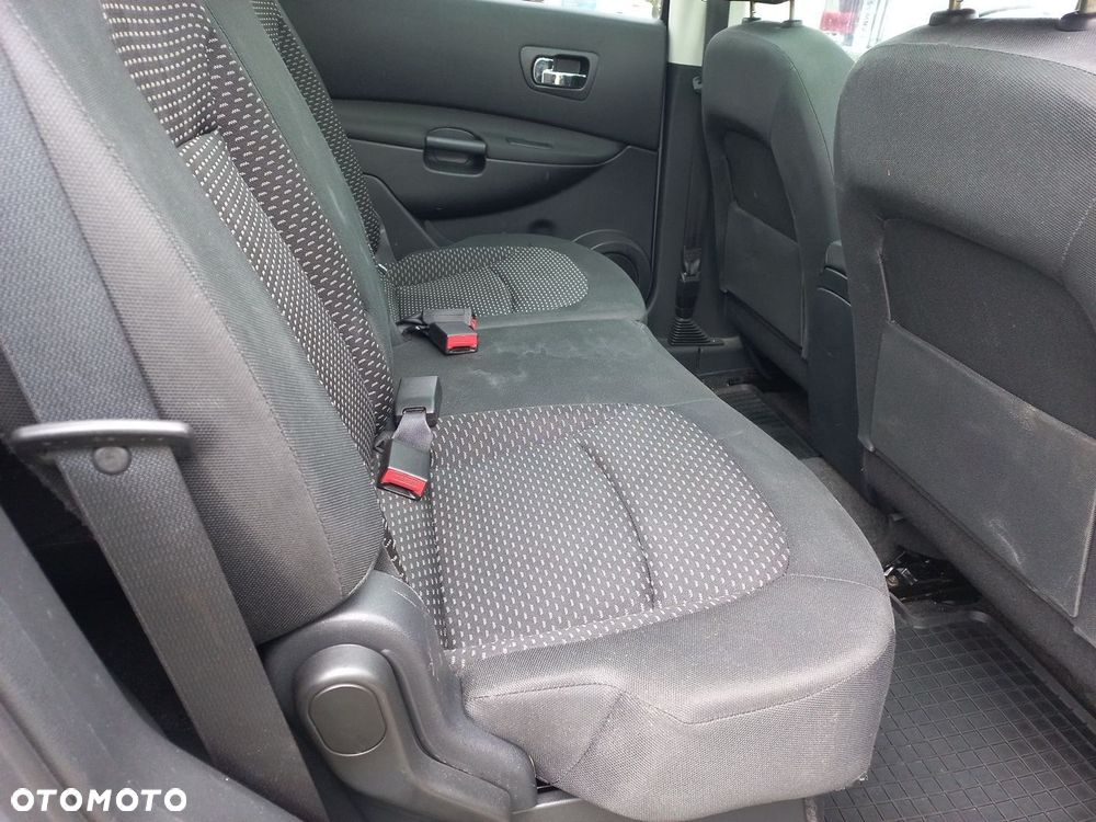 Nissan Qashqai+2 2.0 Acenta - 11