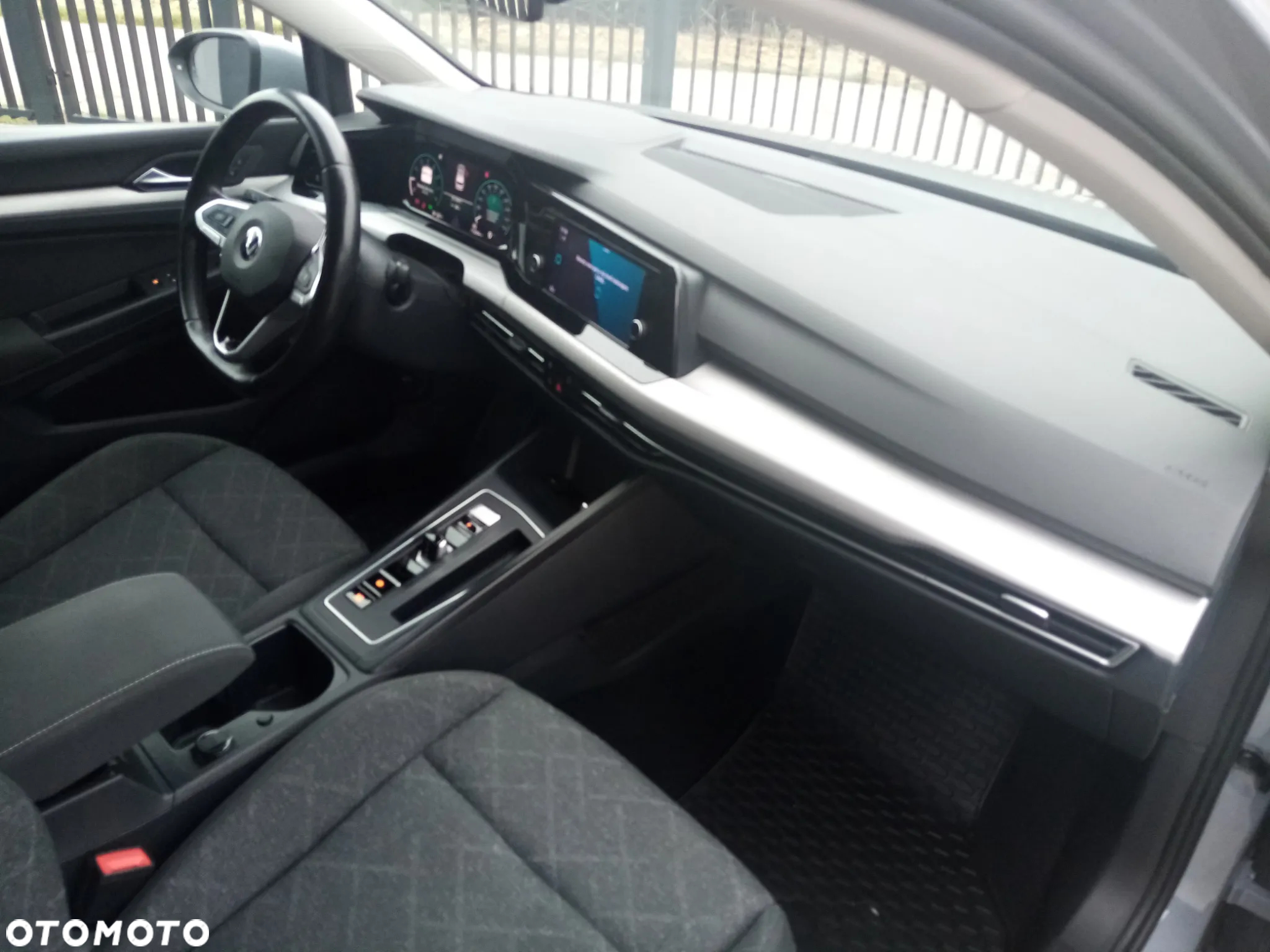 Volkswagen Golf - 5