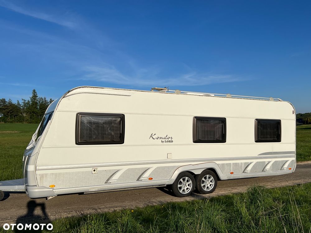 Dethleffs SILVER EMOTION 700 VIP i inne Fendt 620 Topas  i Caravelair 610 Prestige lux IV i Hobby Premium 610 i Tabbert Vivaldi 450 i LMC Kondor 650 i Rubis 395 - 33