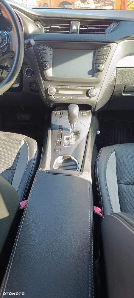 Toyota Avensis 2.0 Prestige MS - 16