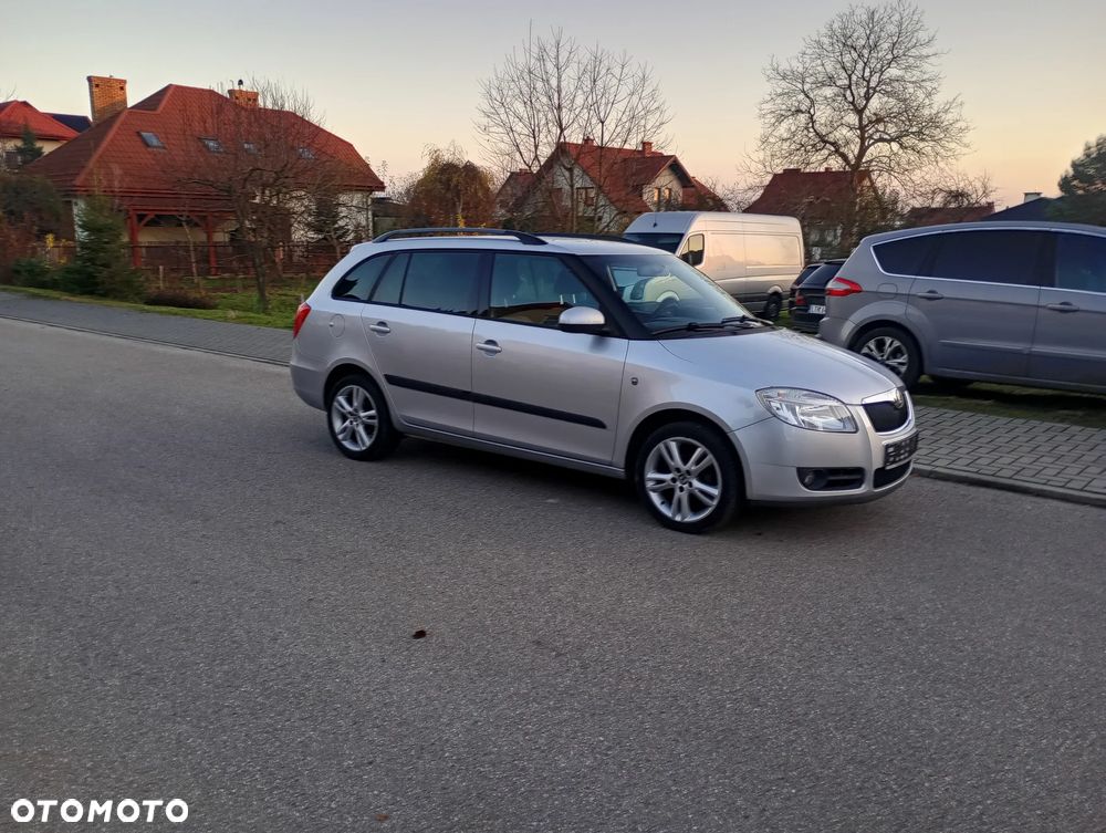 Skoda Fabia 1.6 16V Combi Elegance - 13