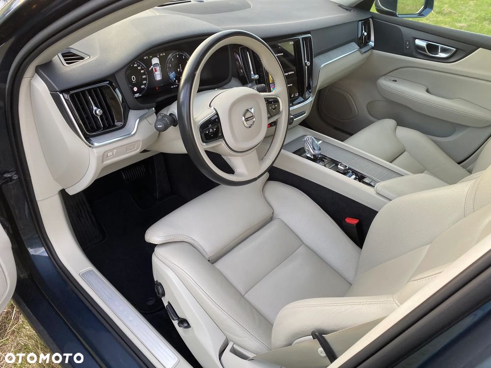 Volvo V60 B3 B Inscription - 1