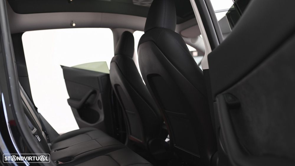 Tesla Model Y Tração Traseira - 37