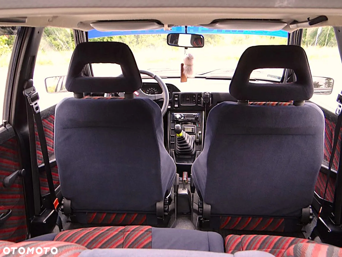 Polonez Caro - 23