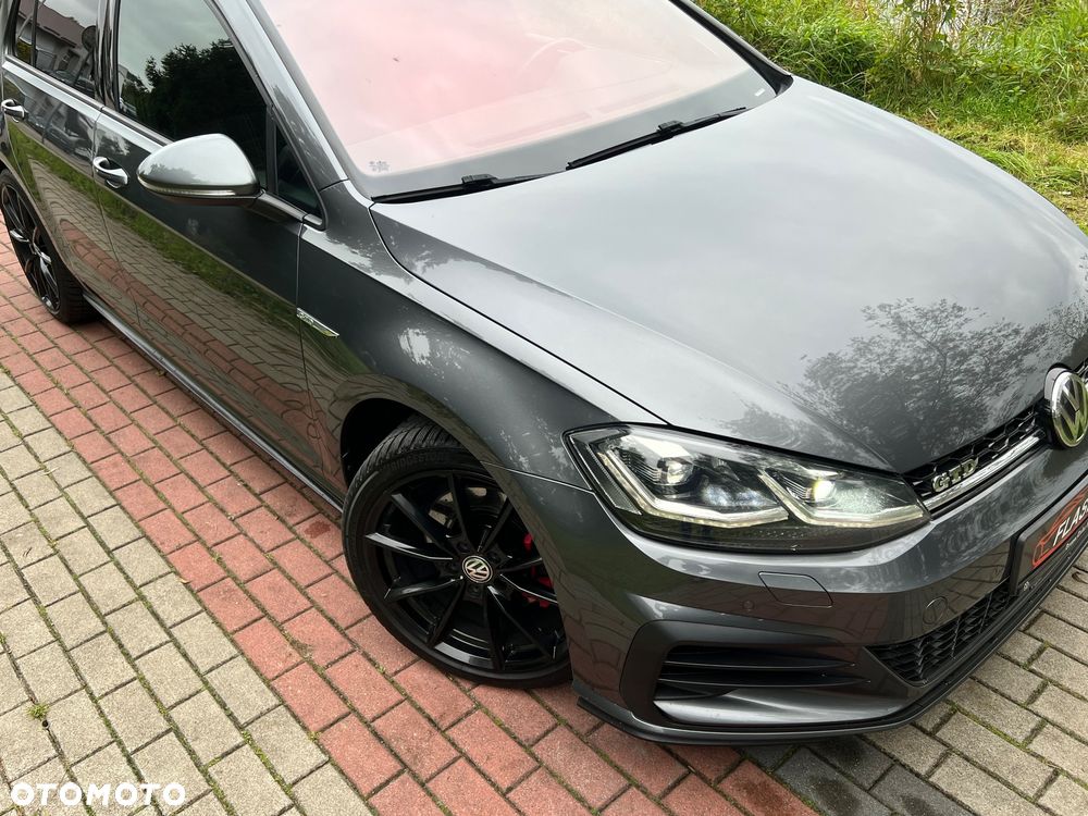 Volkswagen Golf VII 2.0 TDI BMT GTD DSG - 32