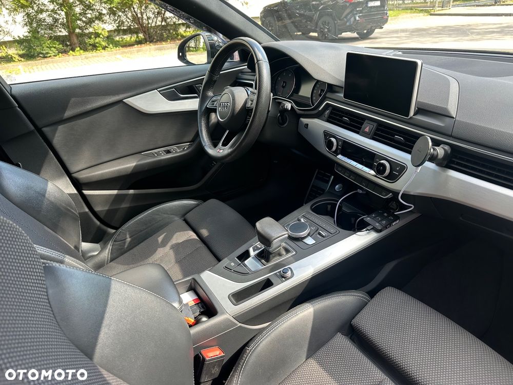 Audi A4 Avant 2.0 TDI S tronic - 15