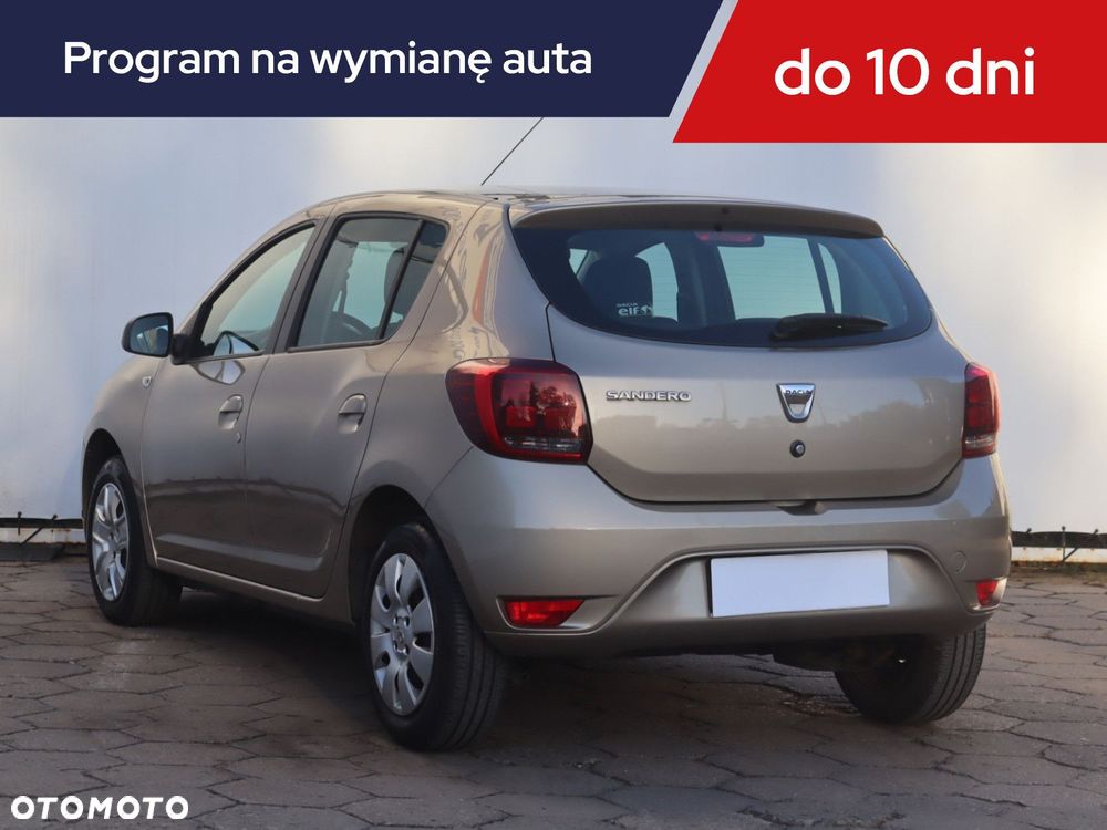 Dacia Sandero - 6