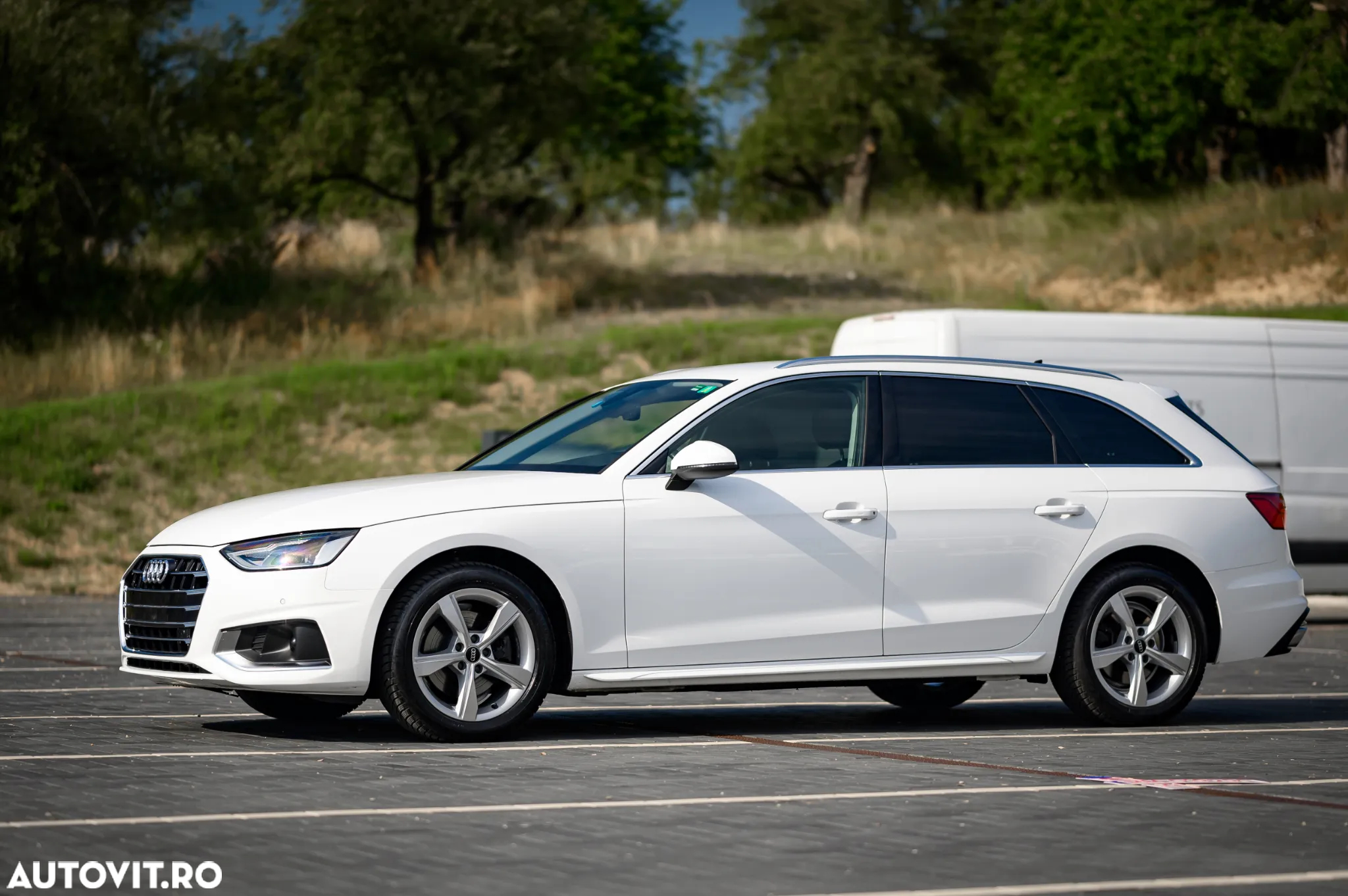 Audi A4 Avant 2.0 35 TDI S tronic MHEV Advanced - 9