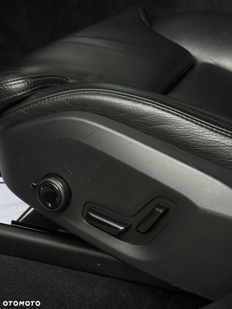 Volvo XC 60 T6 AWD Inscription - 16