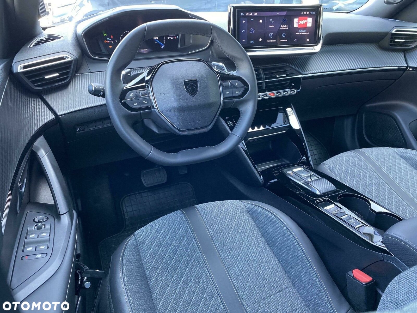 Peugeot 2008 PureTech 130 Allure S&S EAT8 - 13