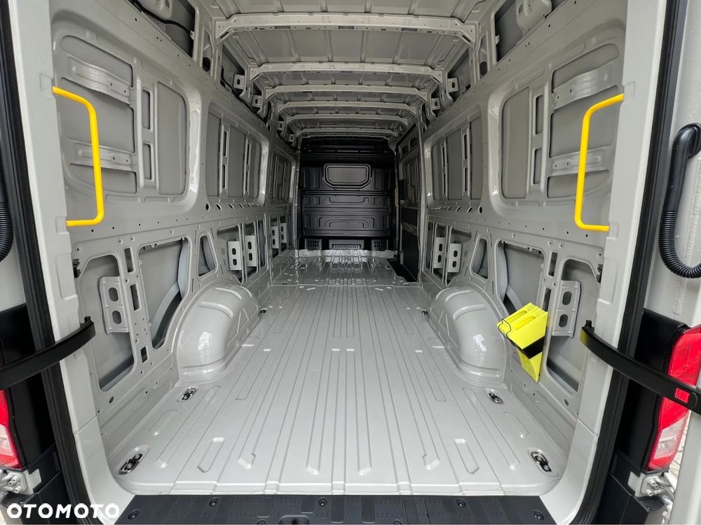 Volkswagen Crafter - 6
